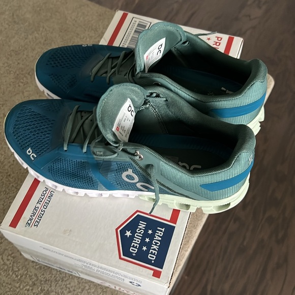 Returning - Picture 4 of 5